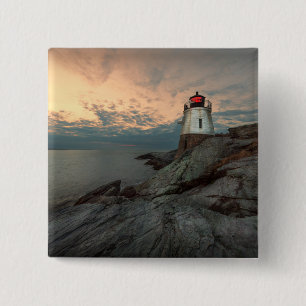 Sonnenuntergang am Schloss-Hügel-Leuchtturm Button