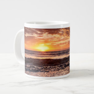 Sonnenuntergang am Strand, Kalifornien Jumbo-Tasse