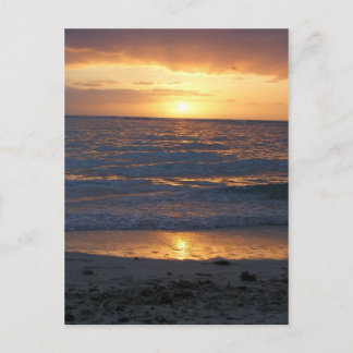 Sonnenuntergang am Strand Postkarte