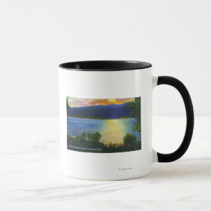 Sonnenuntergang-Ansicht des Aussicht-Berges Tasse