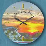 Sonnenuntergang auf dem Dach 2295 Große Wanduhr<br><div class="desc">Gemälde "Rooftop Sunset 2295" Kollektion Passen Sie Ihre Wanduhr an, um eine funktionale Wanddekorationsvorlage zu erstellen, die zu Ihrem Zuhause-Dekor passt, oder geben Sie es als personalisiertes Geschenk. Diese einzigartige, qualitativ hochwertige Wanduhr wird mit AcryliPrint®HD-Verfahren lebendig gedruckt und verfügt über einen vorinstallierten rückseitigen Hängeplatz für einfaches Hängen und ein nicht...</div>