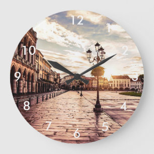 Sonnenuntergang auf dem Platz Padova in Italien Große Wanduhr
