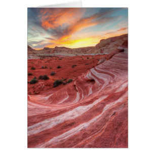 Sonnenuntergang auf Feuer-Welle