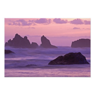 Sonnenuntergang bei Bandon Beach Sea Stacks. Fotodruck
