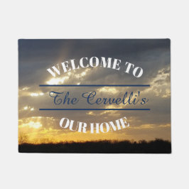 Sonnenuntergang durch die Wolken Fußmatte