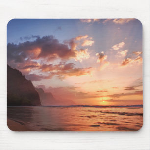 Sonnenuntergang entlang der Küste von Kauai Mousepad