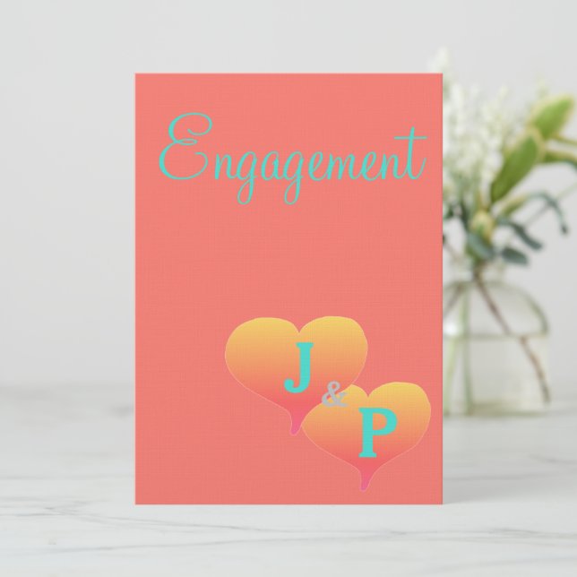 Sonnenuntergang Herz Coral Türkis Monogram Verlobu Einladung (Stehend Vorderseite)