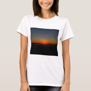 Sonnenuntergang im Wasser T-Shirt