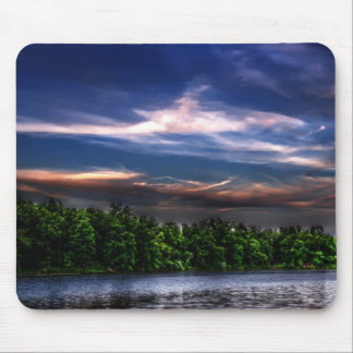 Sonnenuntergang in dem See Mousepad