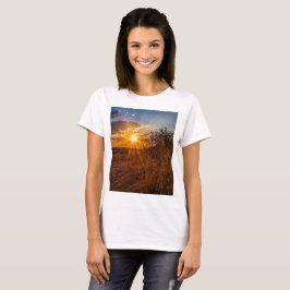 Sonnenuntergang in der Kalahari-Wüste, Namibia T-Shirt