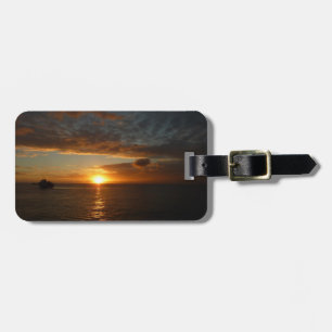 Sonnenuntergang in der tropischen Seenlandschaft S Gepäckanhänger