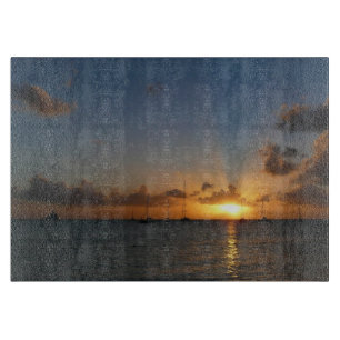 Sonnenuntergang mit Segelbooten Tropical Landscape Schneidebrett
