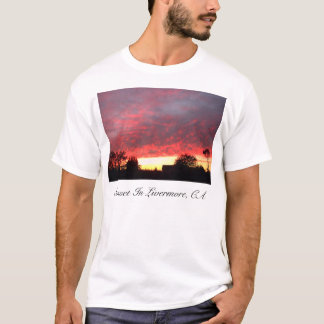 Sonnenuntergang, Sonnenuntergang in Livermore, CA T-Shirt