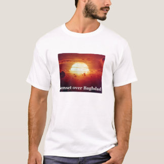 Sonnenuntergang über Bagdad T-Shirt