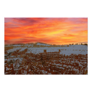 Sonnenuntergang über Bryce Canyon von Laurie Larso Fotodruck