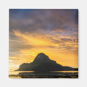 Sonnenuntergang über dem Bacuit-Archipel Magnet