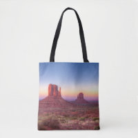 Sonnenuntergang über dem Monumental Arizona