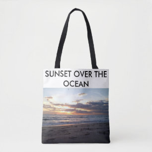 Sonnenuntergang über dem Ozean