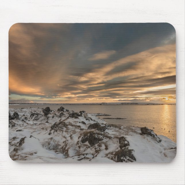 Sonnenuntergang über dem See Myvatn, Island Mousepad (Vorne)