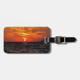 Sonnenuntergang über der ägäischen Landschaft Male Gepäckanhänger