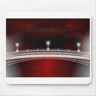 SONNENUNTERGANG ÜBER DER HAPENNY BRÜCKE MOUSEPAD