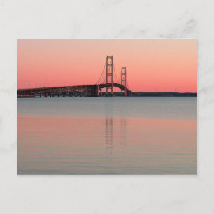 Sonnenuntergang über der Mackinac-Brücke, Michigan Postkarte