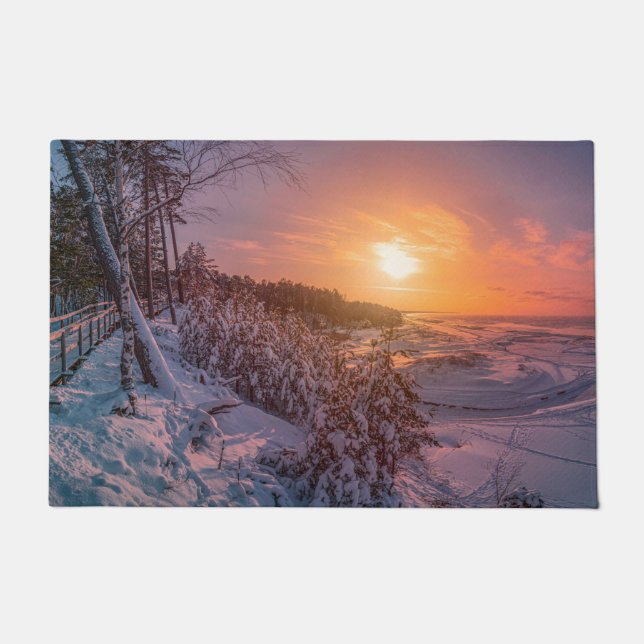 Sonnenuntergang über der Schneeküste Fußmatte (Vorderseite)