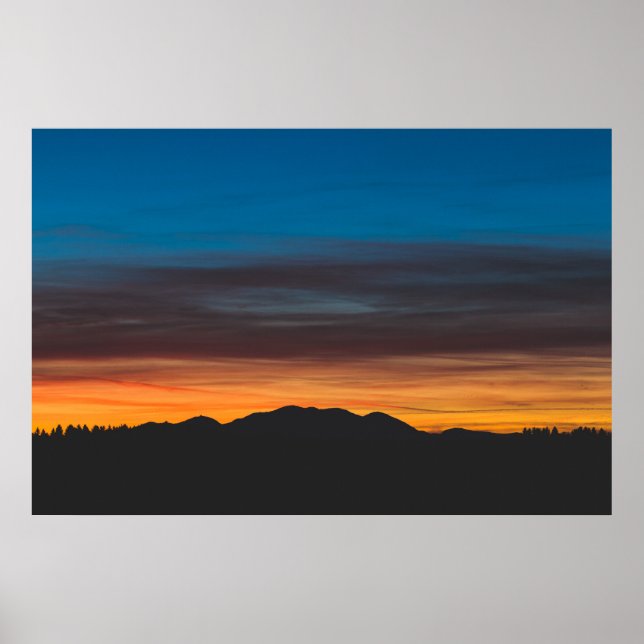 Sonnenuntergang über der Silhouette Poster (Vorne)