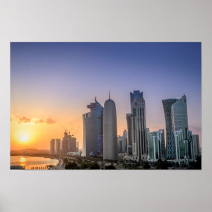 Sonnenuntergang über der Stadt Doha, Katar Poster