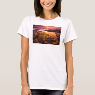 Sonnenuntergang über Gezeitentümpeln, Hawaii T-Shirt