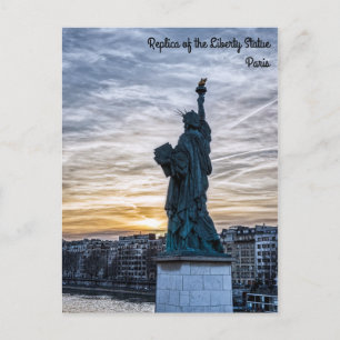Sonnenuntergang über Replik der Freiheitsstatue in Postkarte