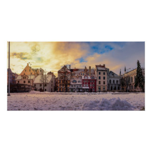 Sonnenuntergang über Straße in Riga Poster