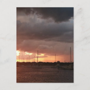 Sonnenuntergang und Boote auf dem Wasser Bild Postkarte