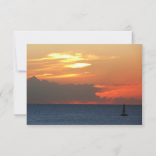 Sonnenuntergang Wolken und Segelboot Seascape