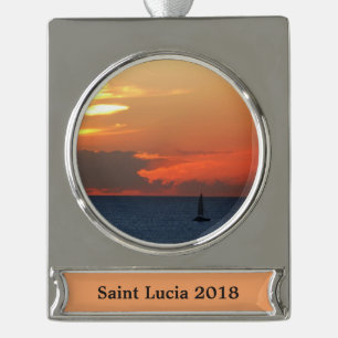 Sonnenuntergang Wolken und Segelboot Seascape Banner-Ornament Silber