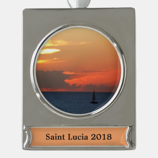 Sonnenuntergang Wolken und Segelboot Seascape Banner-Ornament Silber (Vorderseite)