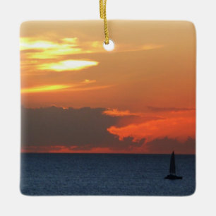 Sonnenuntergang Wolken und Segelboot Seascape Keramikornament