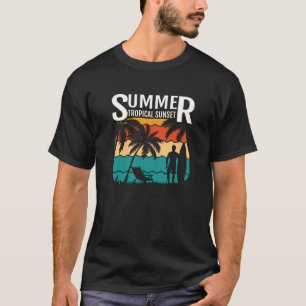 Sonnenuntergänge am Strand T-Shirt