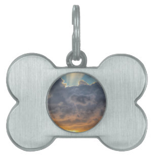 Sonnenuntergänge durch Sturmwolken Tiermarke