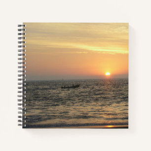 Sonnenuntergangs-Linien und sanfte Spiegelungen Notizbuch