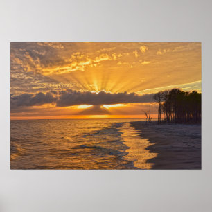 Sonnenuntergangs-Sonnenstrahlen auf Dauphin Island Poster