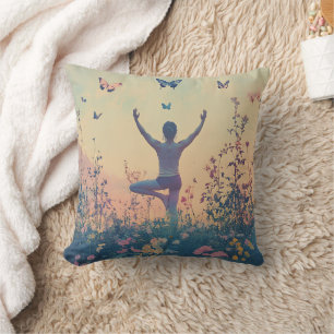 Sonnenuntergangs-Wiesen-Meditation mit Schmetterli Kissen