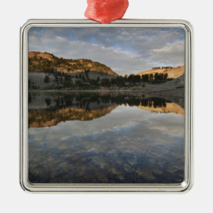 Sonnenuntergangsreflexionen am Helensee, Lassen Ornament Aus Metall