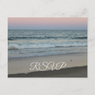 Sonnenuntergangsstrand RSVP Einladungspostkarte