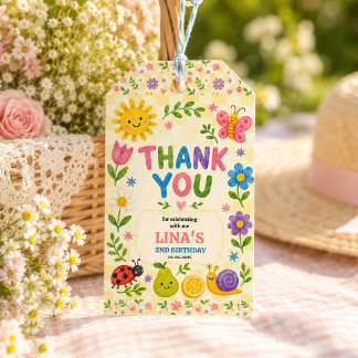 Sonnenverwöhnte Gartenparty zum 2. Geburtstag mit  Geschenkanhänger