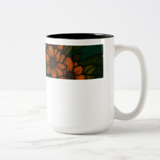 Sonnige Blüten unter den Gipfeln Zweifarbige Tasse