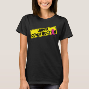 Sonnige Brustkrebserkrankung im Bau rosa Band T-Shirt