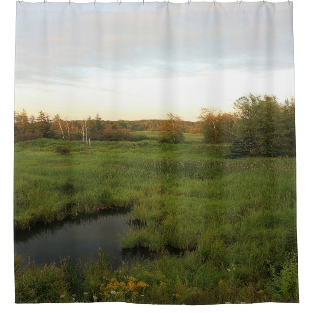 Sonnige Wiese Duschvorhang (Vorderseite)