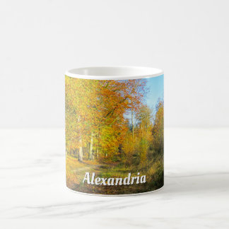 Sonniger Herbstwald - Personalisiert Kaffeetasse