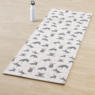 Sonniger Yoga. Kaninchen-Yoga-Pose Yogamatte